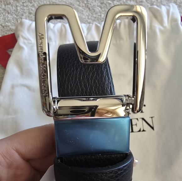 Alexander Mcqueen Sharp Reversible Belt in Black/Spring - Picture 3 of 6